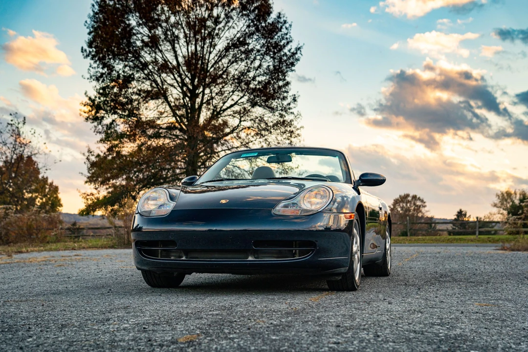 2000 Porsche 996 Carrera - Image 2 of 31