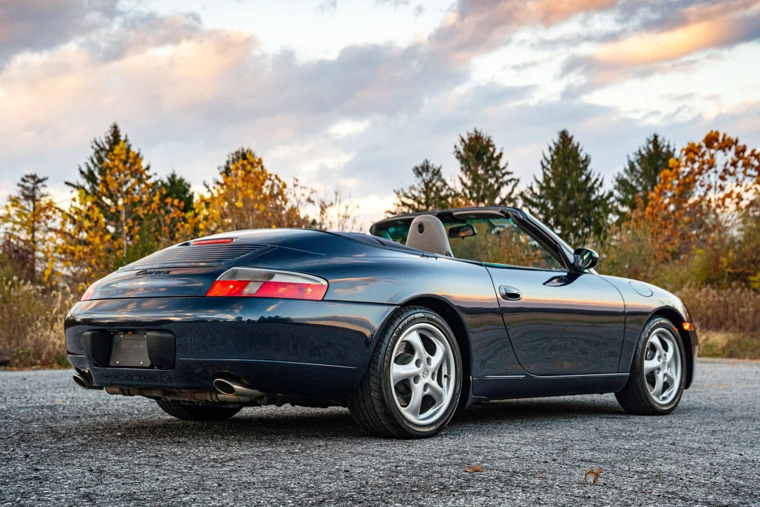 2000 Porsche 996 Carrera - Image 24 of 31