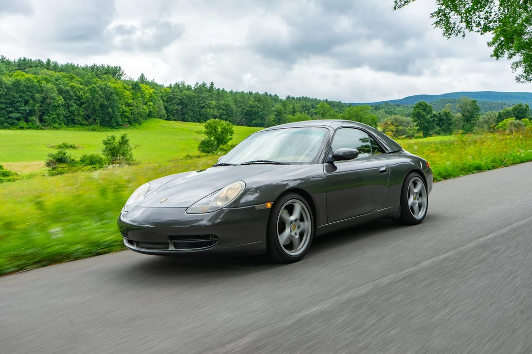 2000 Porsche 996 Carrera - Image 25 of 31