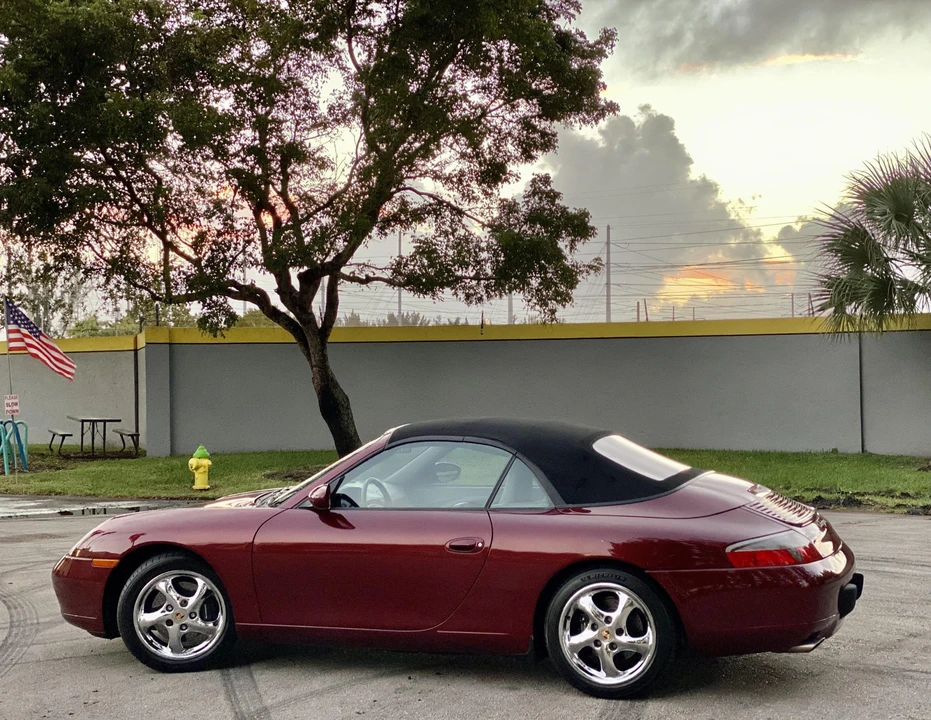 2000 Porsche 996 Carrera - Image 8 of 31