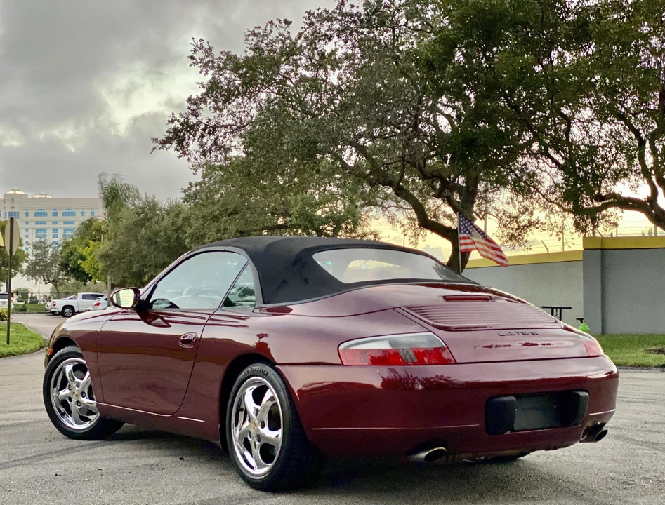 2000 Porsche 996 Carrera - Image 10 of 31