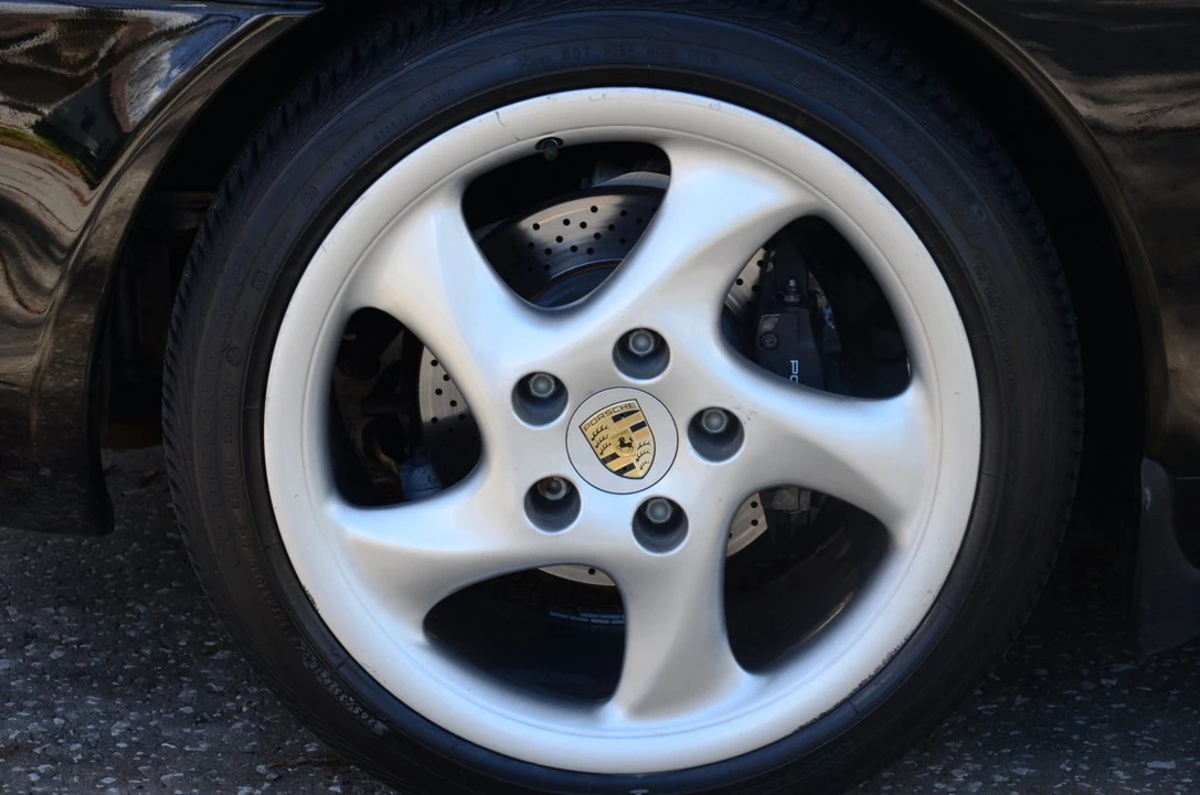 2000 Porsche 996 Carrera - Image 26 of 31