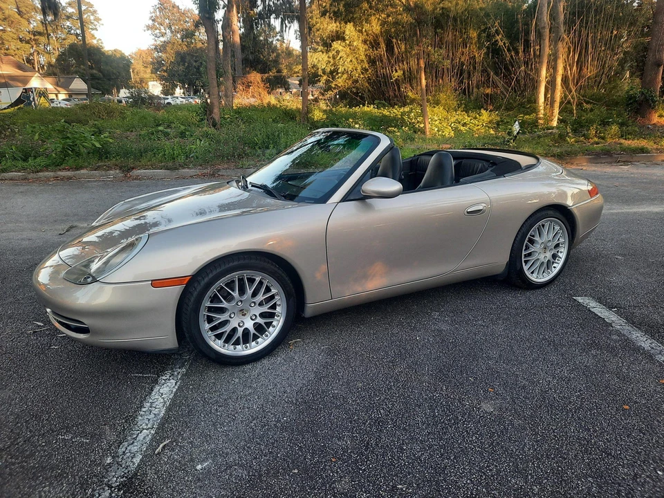 2000 Porsche 996 Carrera - Image 2 of 31