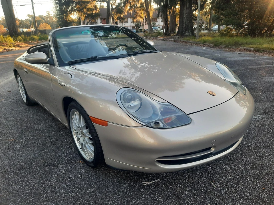 2000 Porsche 996 Carrera - Image 30 of 31