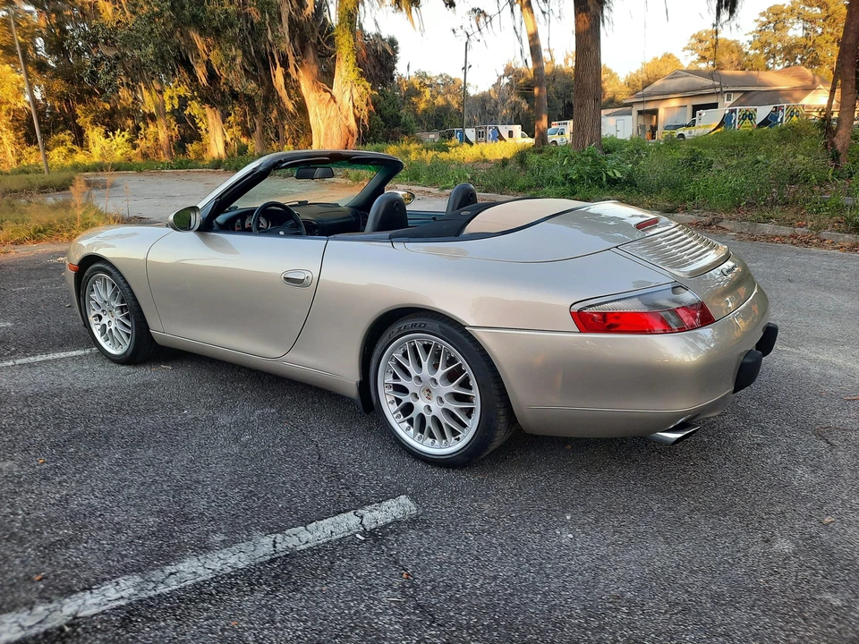 2000 Porsche 996 Carrera - Image 8 of 31