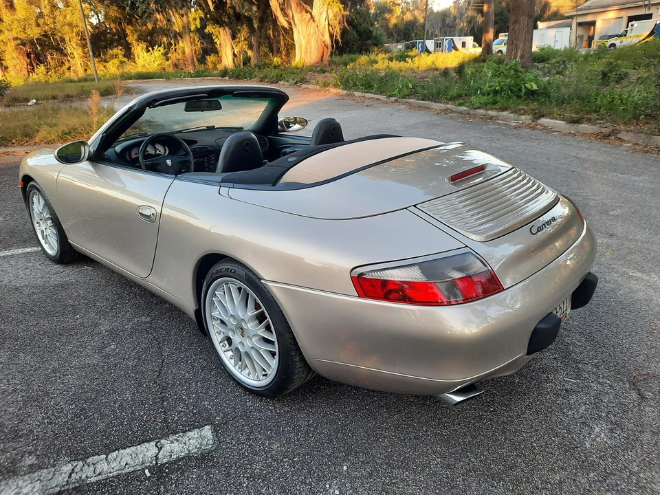 2000 Porsche 996 Carrera - Image 9 of 31