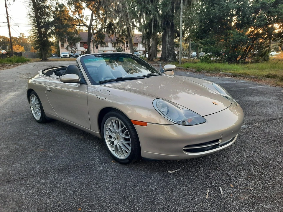 2000 Porsche 996 Carrera - Image 27 of 31