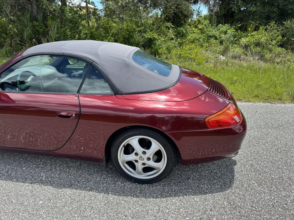 2000 Porsche 996 Carrera - Image 30 of 31