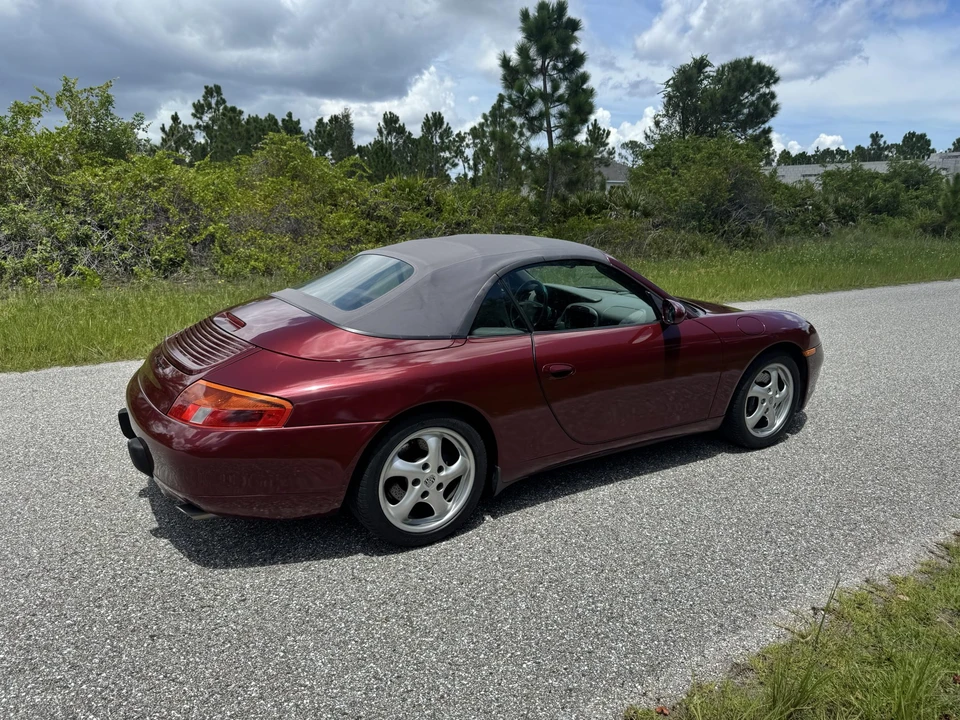 2000 Porsche 996 Carrera - Image 9 of 31