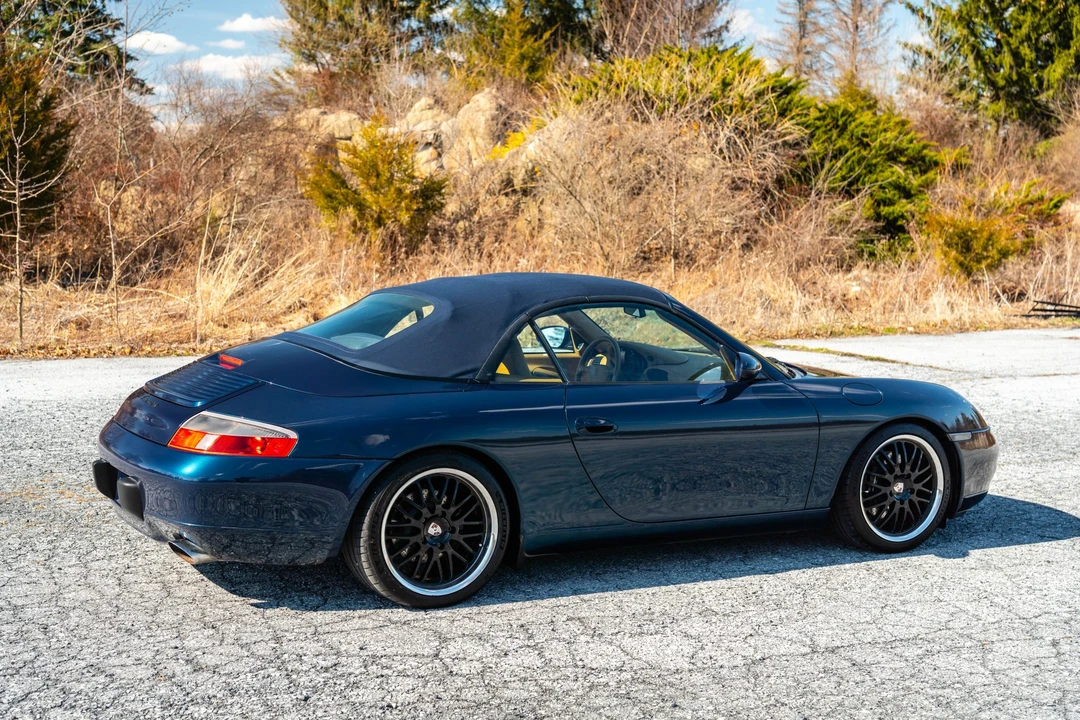 2000 Porsche 996 Carrera - Image 25 of 31