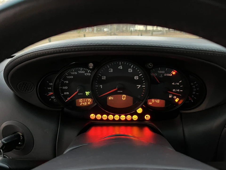 2000 Porsche 996 Carrera - Image 26 of 31