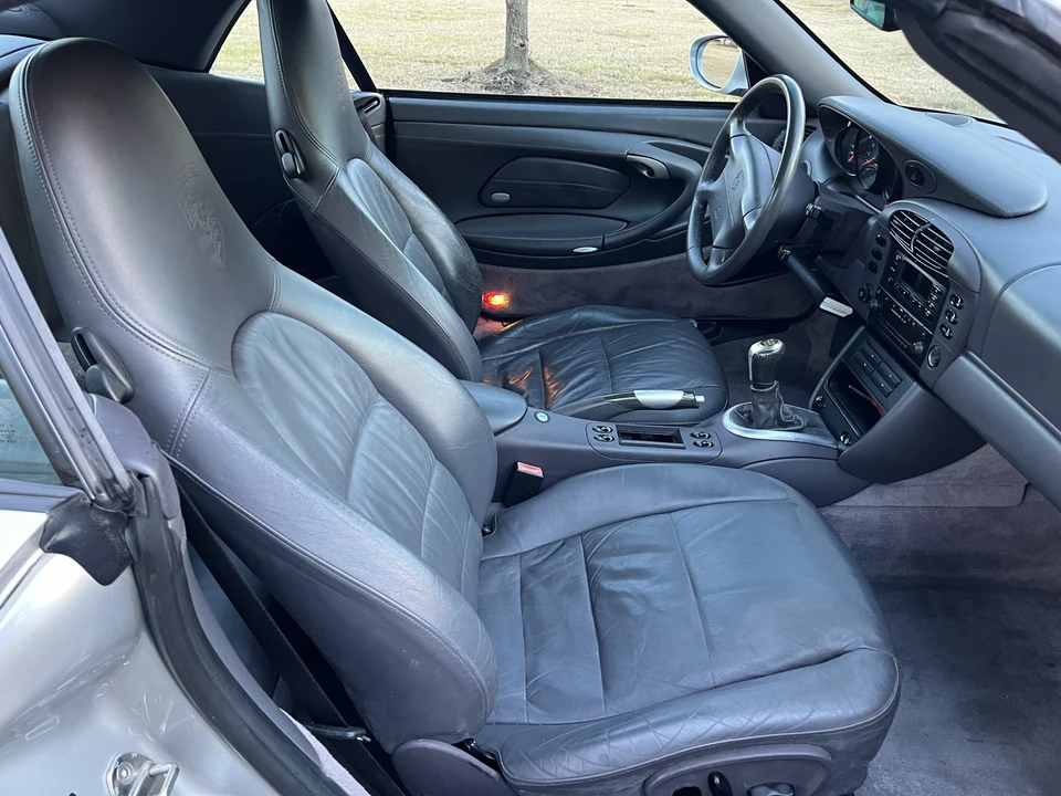 2000 Porsche 996 Carrera - Image 24 of 31