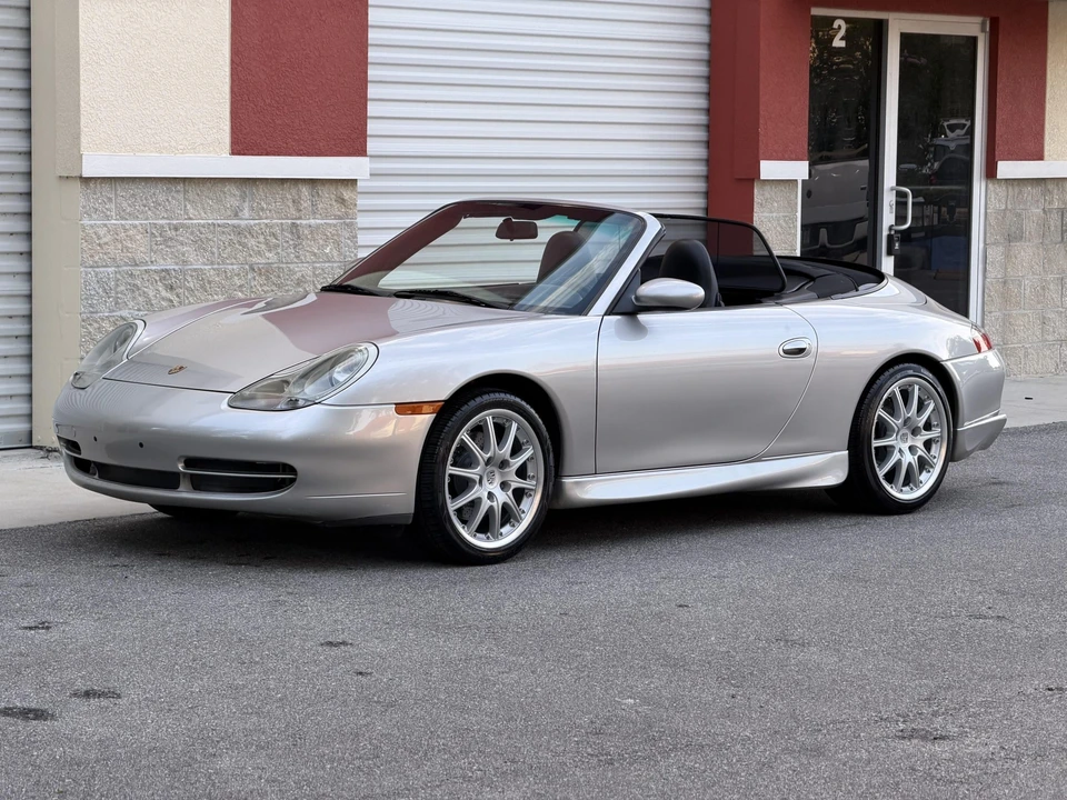 2000 Porsche 996 Carrera - Image 2 of 31