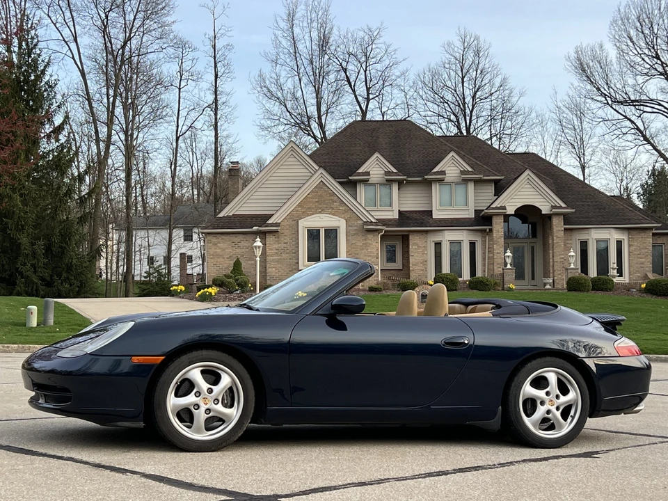 2000 Porsche 996 Carrera - Image 2 of 31