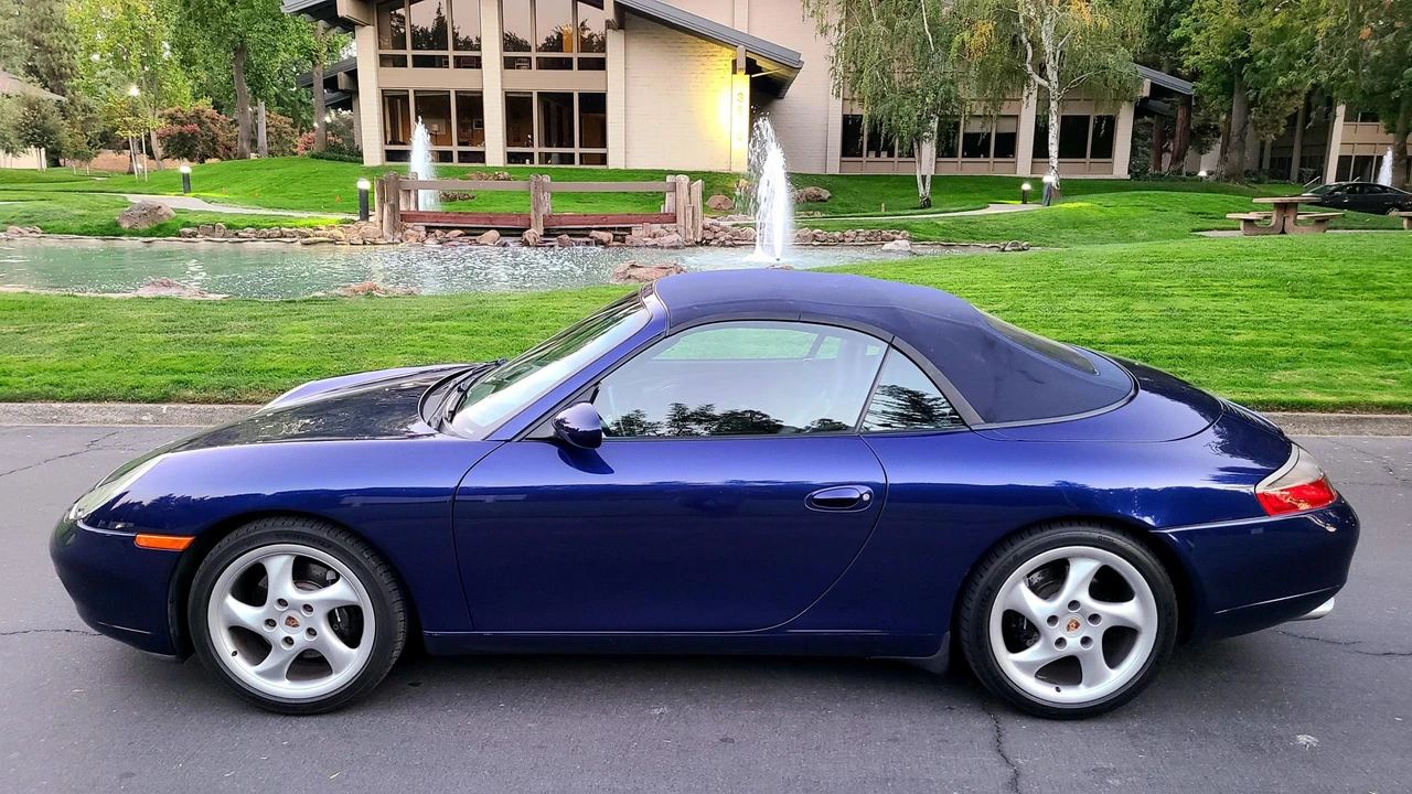 2000 Porsche 996 Carrera - Image 27 of 31