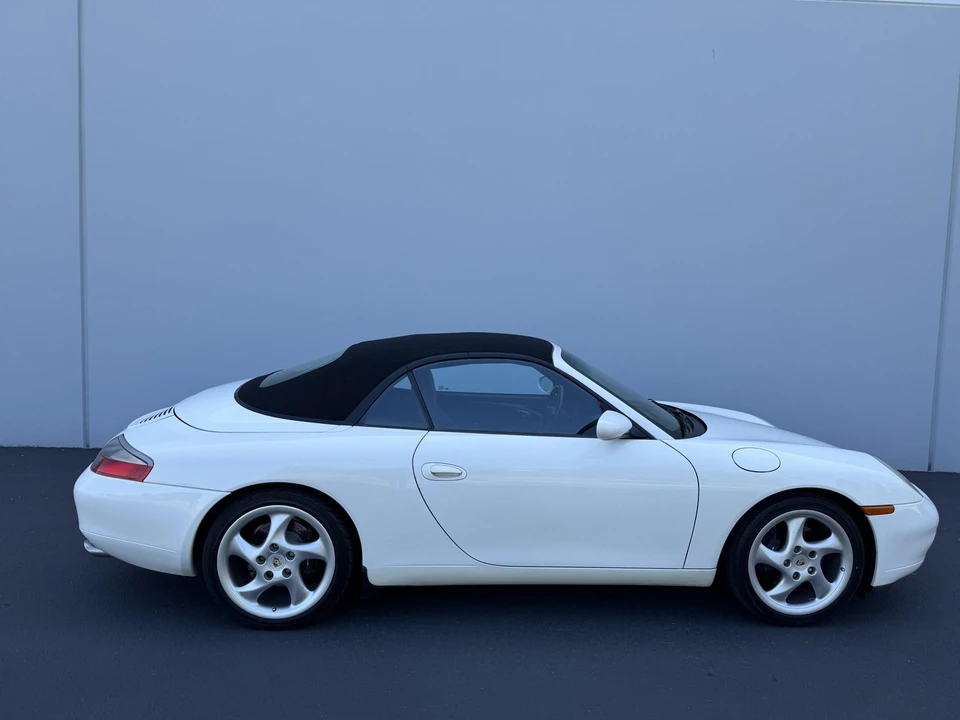 2000 Porsche 996 Carrera - Image 22 of 31