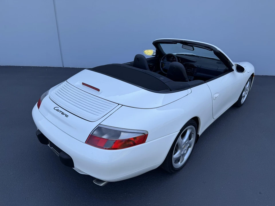 2000 Porsche 996 Carrera - Image 24 of 31