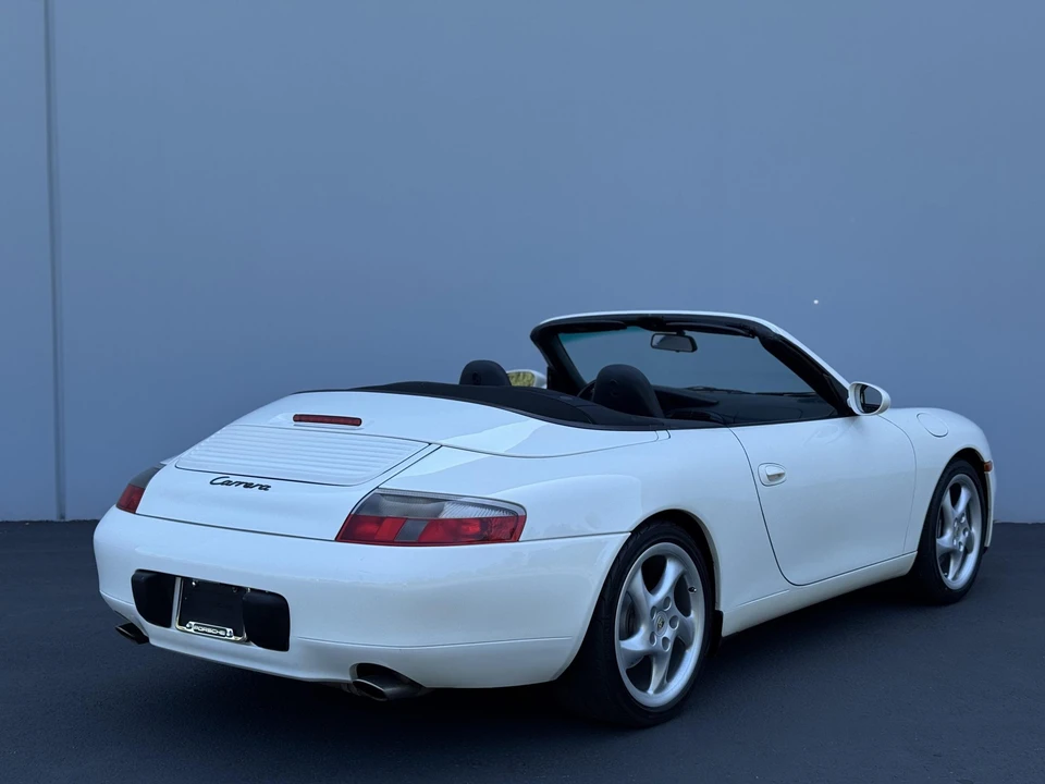 2000 Porsche 996 Carrera - Image 26 of 31