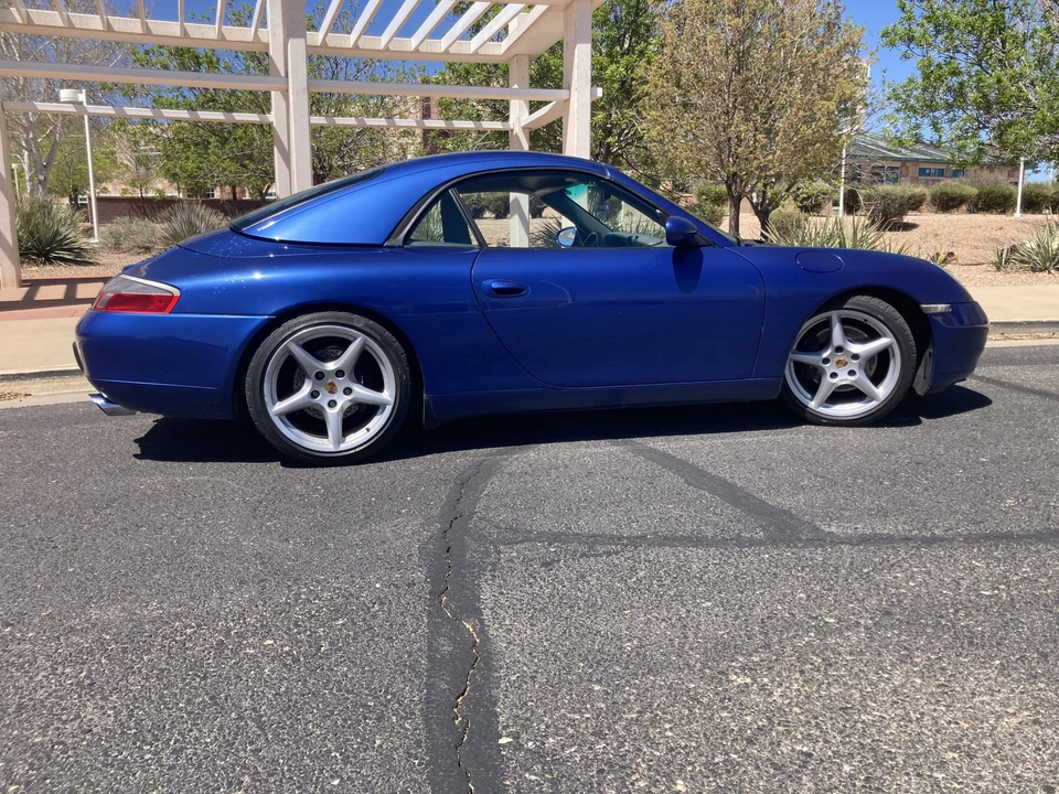 2000 Porsche 996 Carrera - Image 28 of 31
