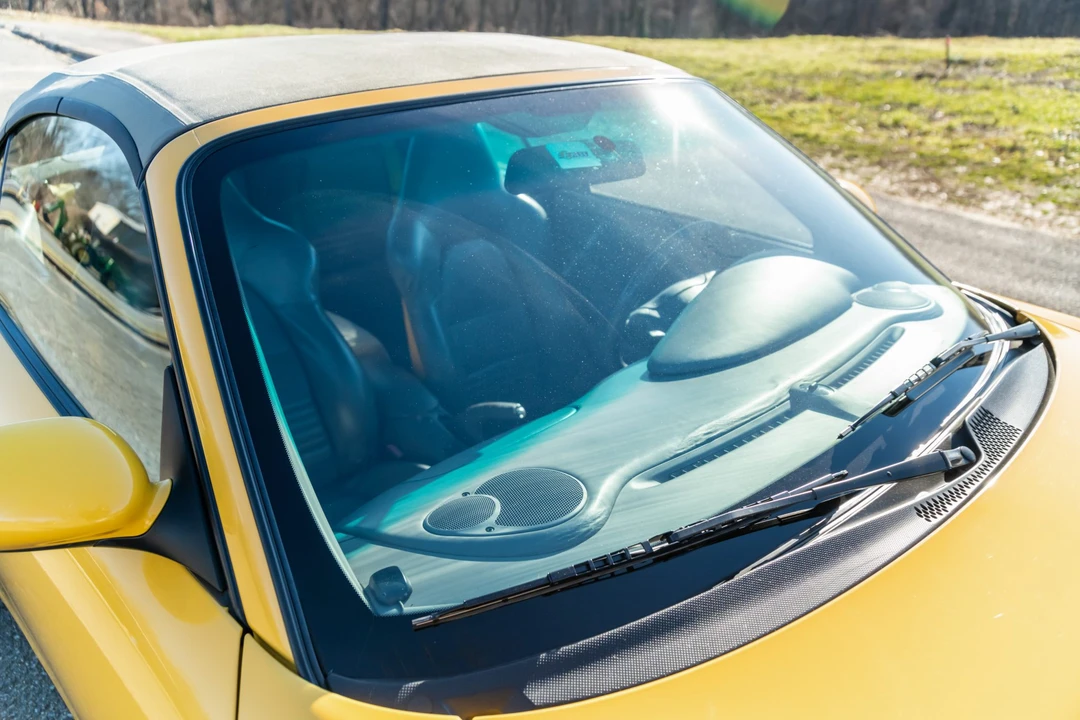 2000 Porsche 996 Carrera - Image 27 of 31