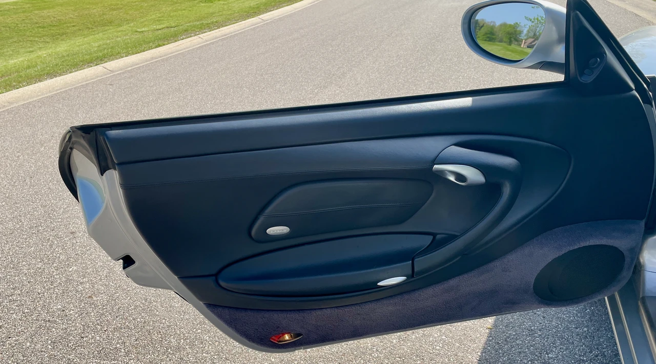 2000 Porsche 996 Carrera - Image 29 of 31