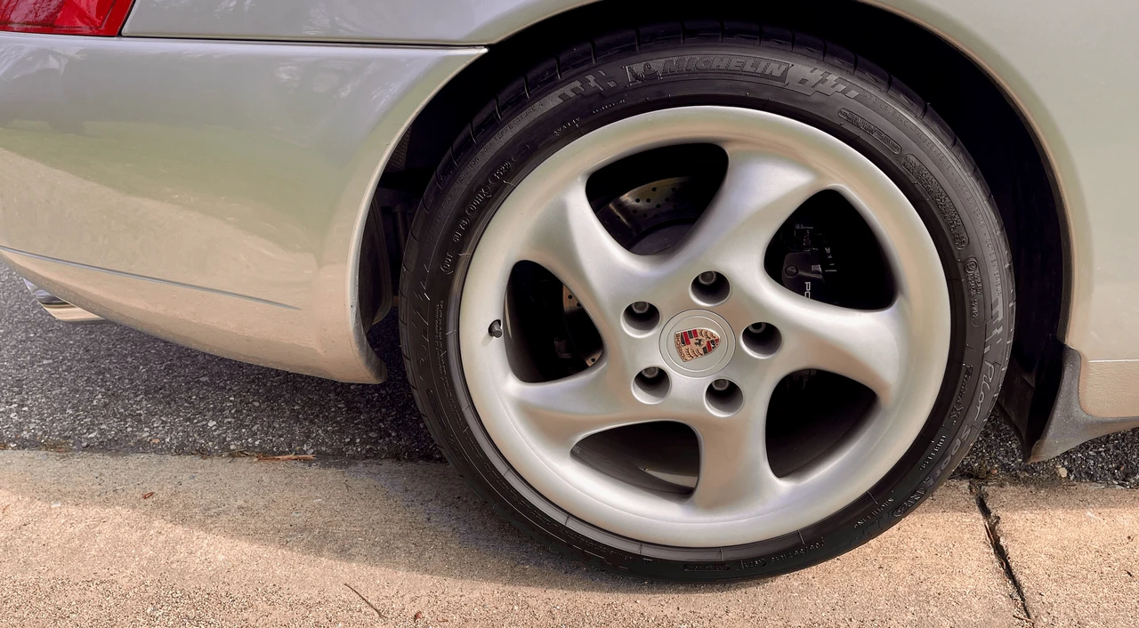 2000 Porsche 996 Carrera - Image 26 of 31