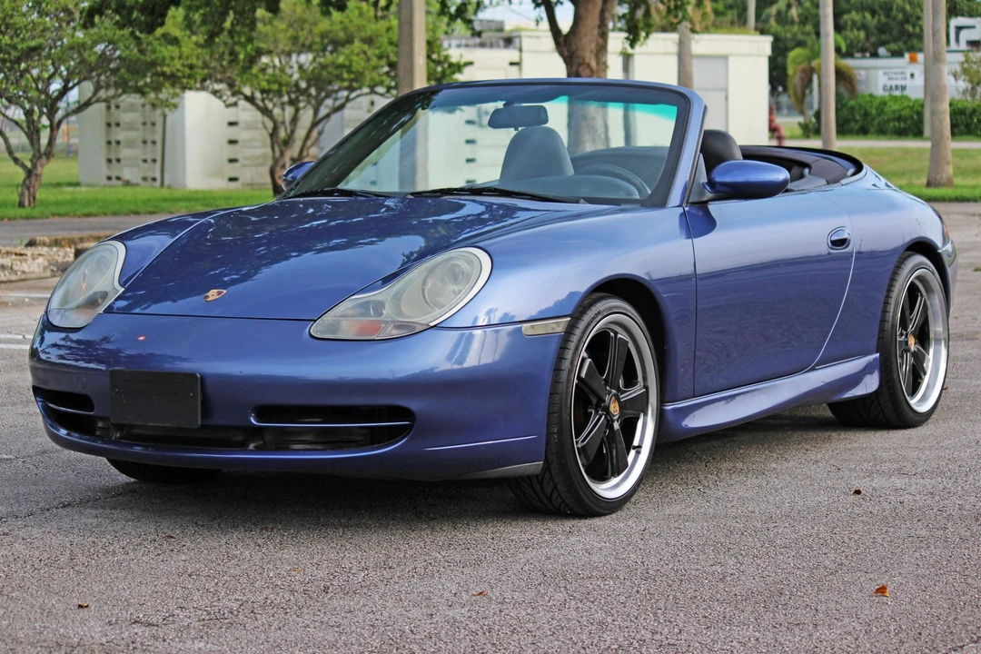 2000 Porsche 996 Carrera - Image 30 of 31