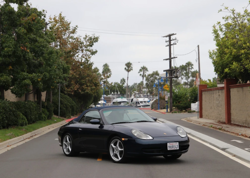 2000 Porsche 996 Carrera - Image 2 of 31