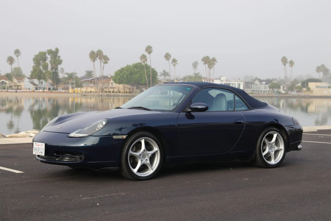 2000 Porsche 996 Carrera - Image 30 of 31