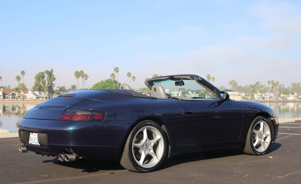 2000 Porsche 996 Carrera - Image 18 of 31