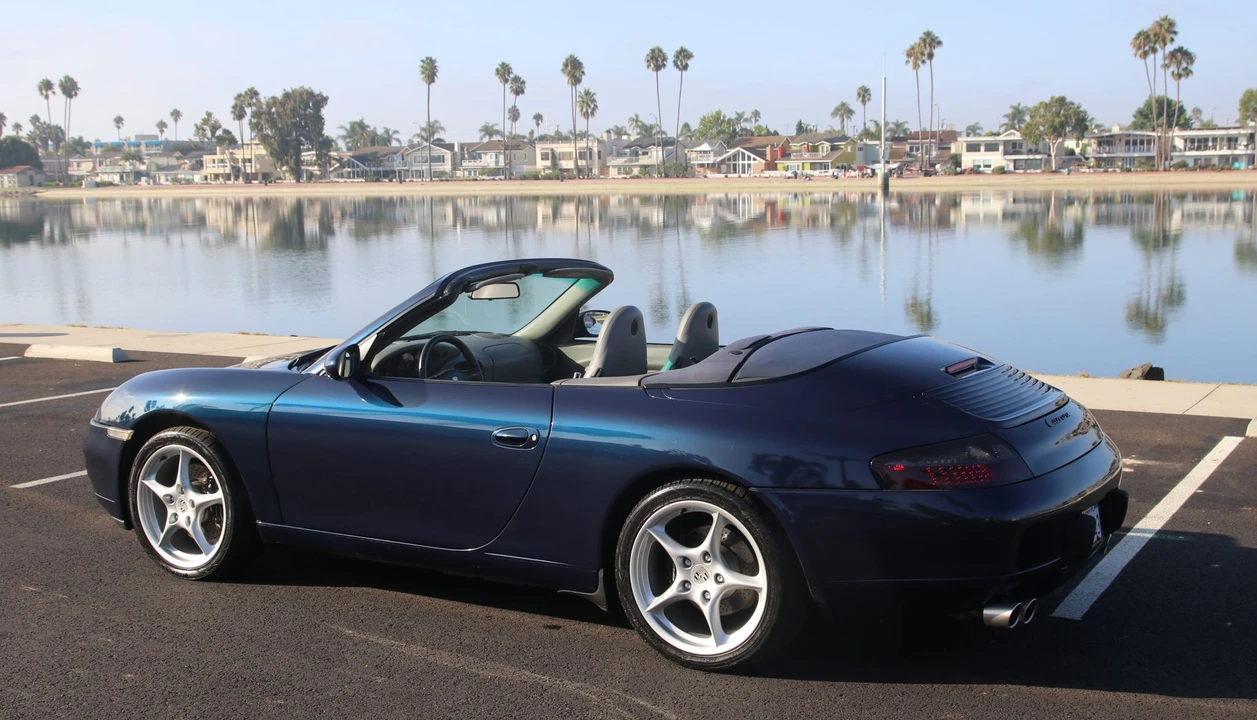 2000 Porsche 996 Carrera - Image 26 of 31