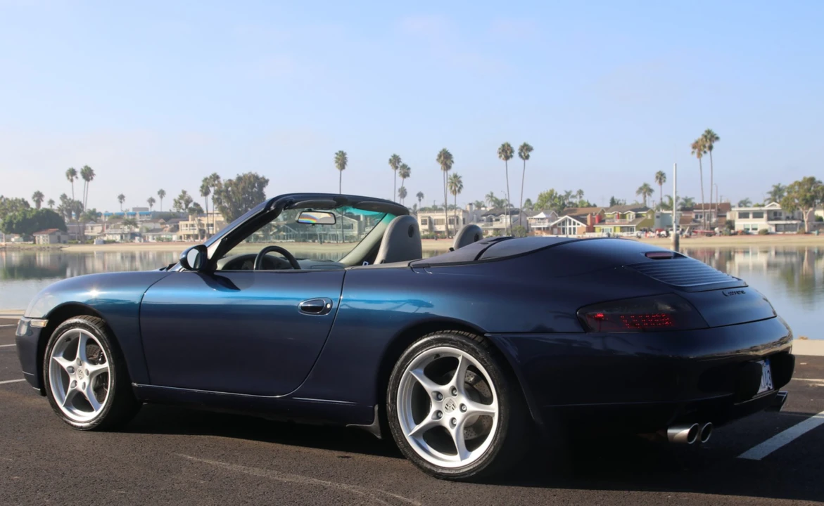 2000 Porsche 996 Carrera - Image 25 of 31