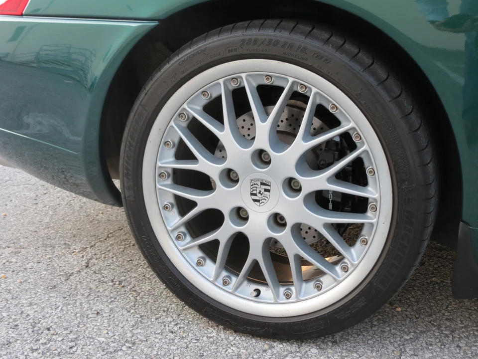 2000 Porsche 996 Carrera - Image 30 of 31