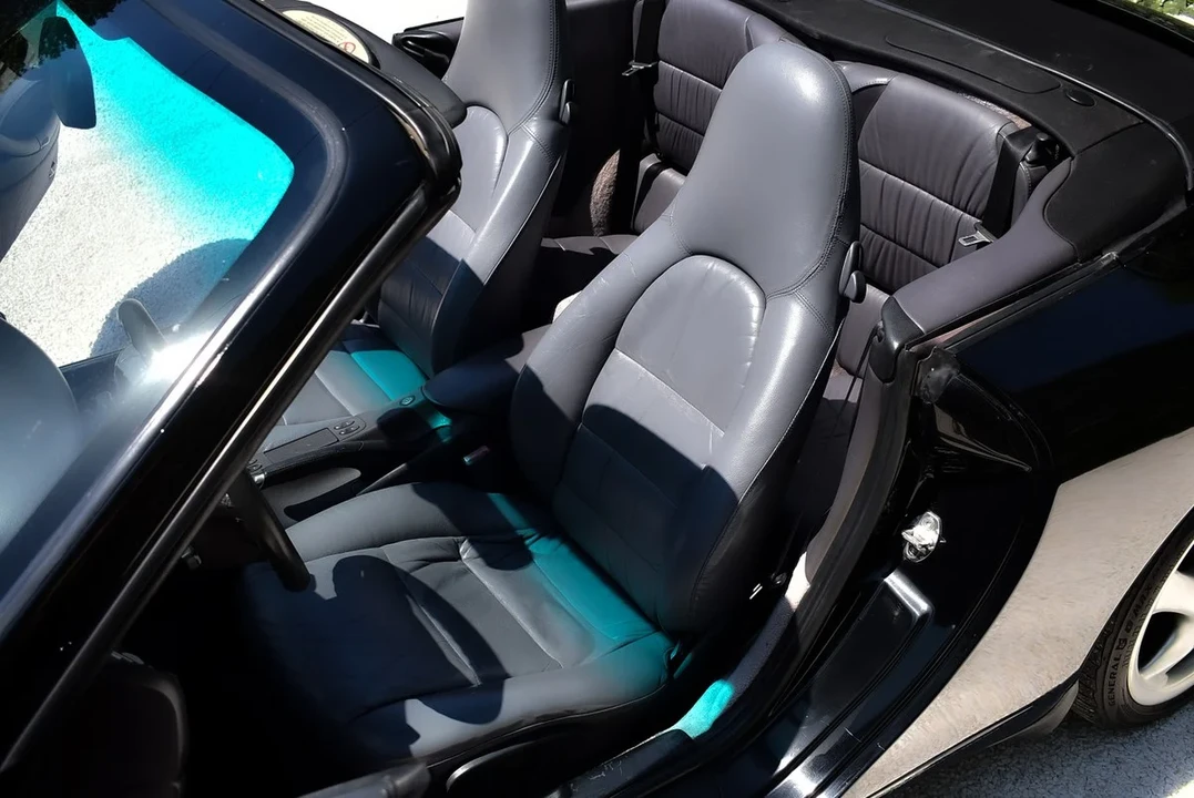 2000 Porsche 996 Carrera - Image 27 of 30
