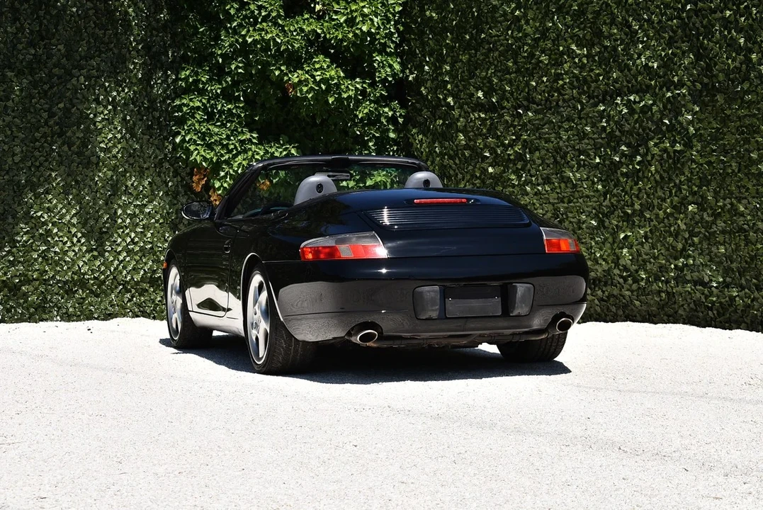 2000 Porsche 996 Carrera - Image 17 of 30