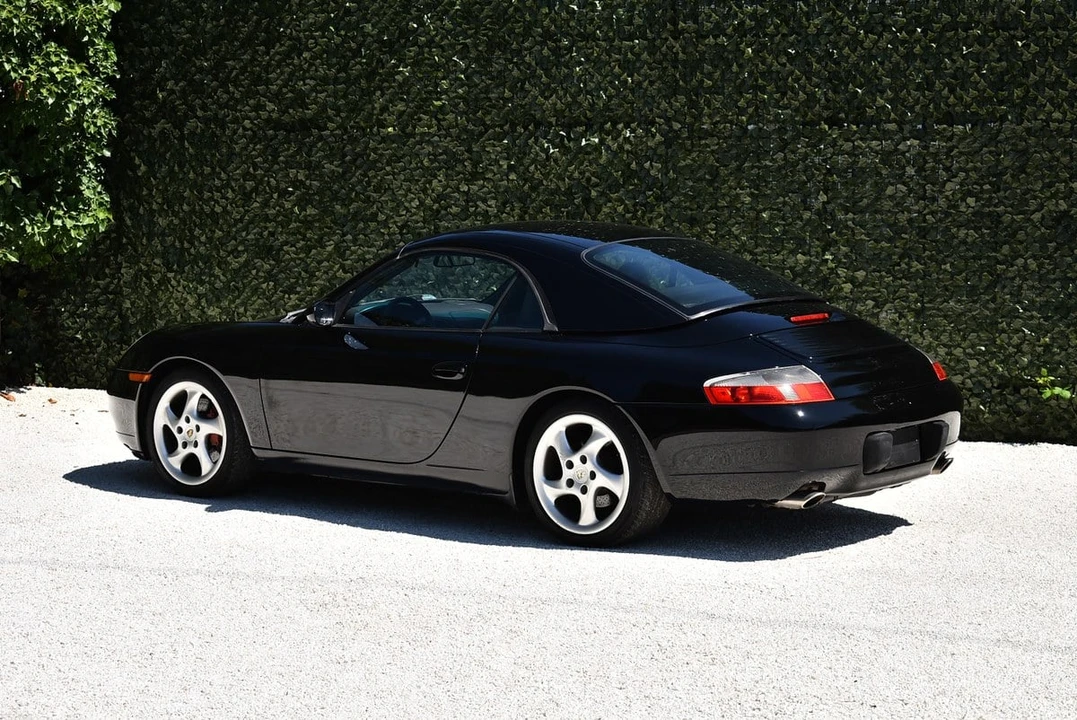 2000 Porsche 996 Carrera - Image 11 of 30
