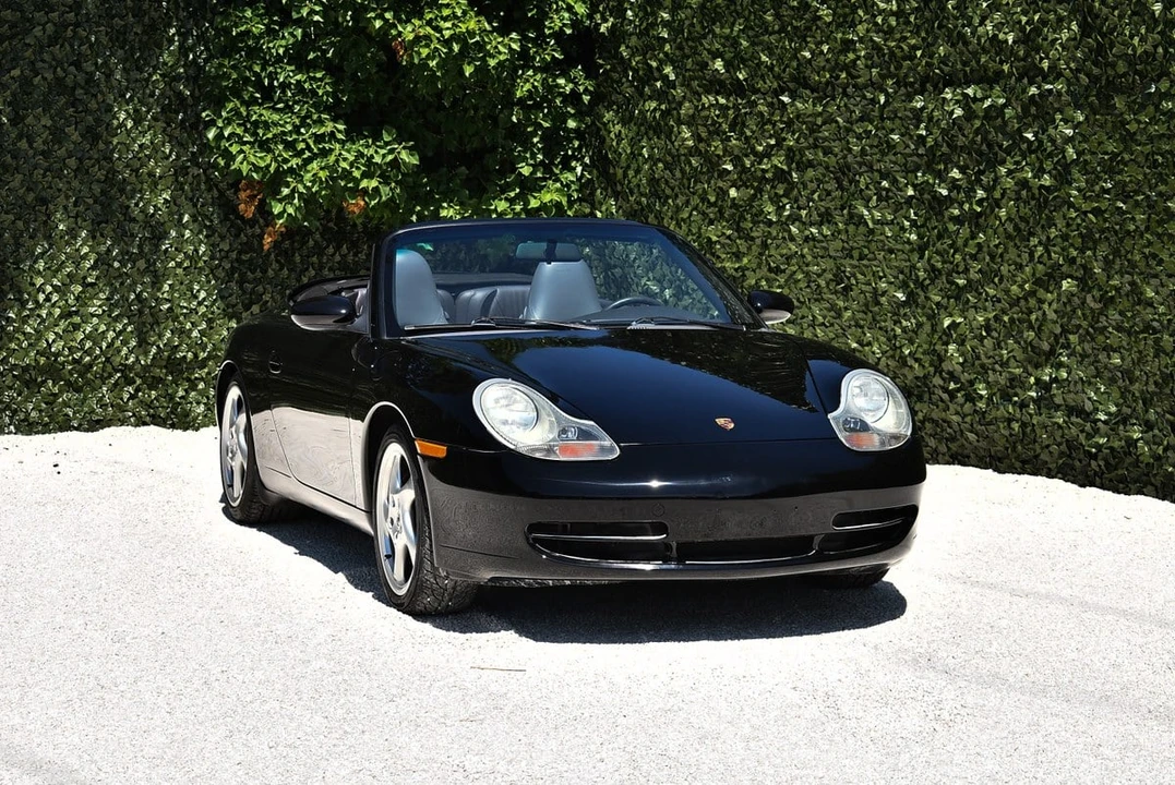 2000 Porsche 996 Carrera - Image 2 of 30