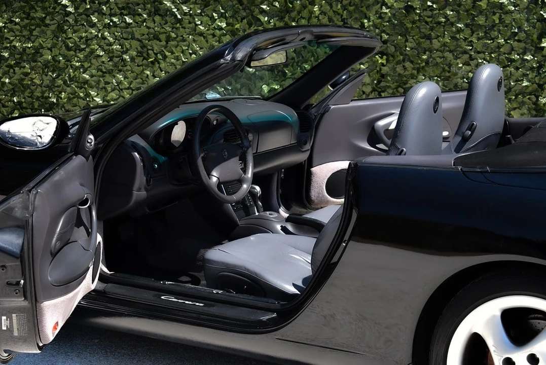 2000 Porsche 996 Carrera - Image 23 of 30