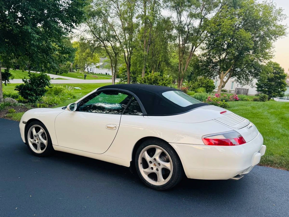 2000 Porsche 996 Carrera - Image 15 of 23