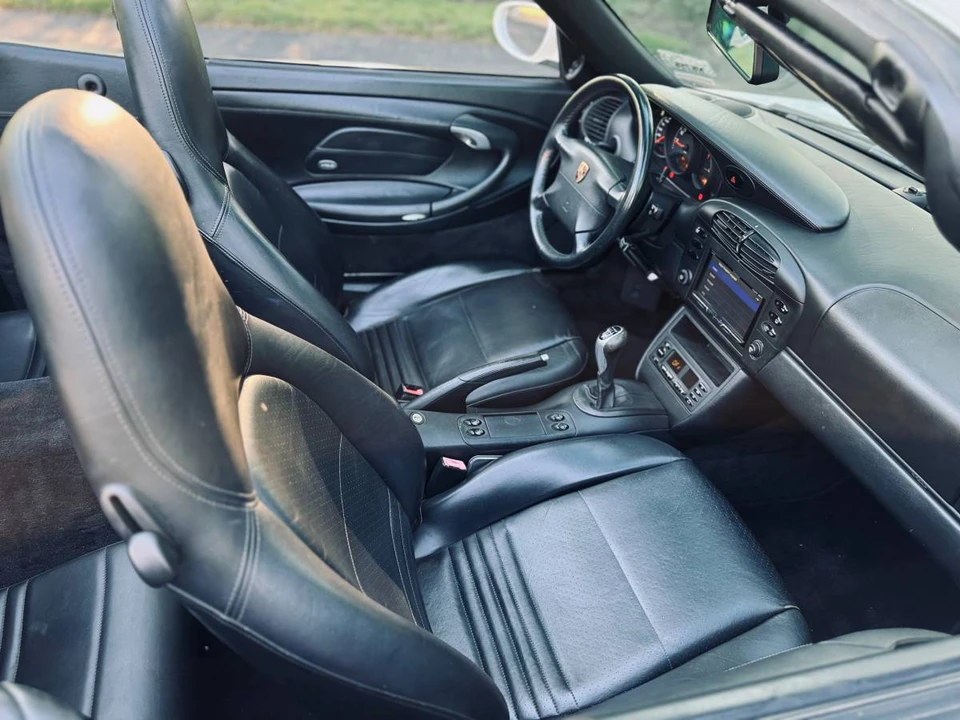 2000 Porsche 996 Carrera - Image 6 of 23