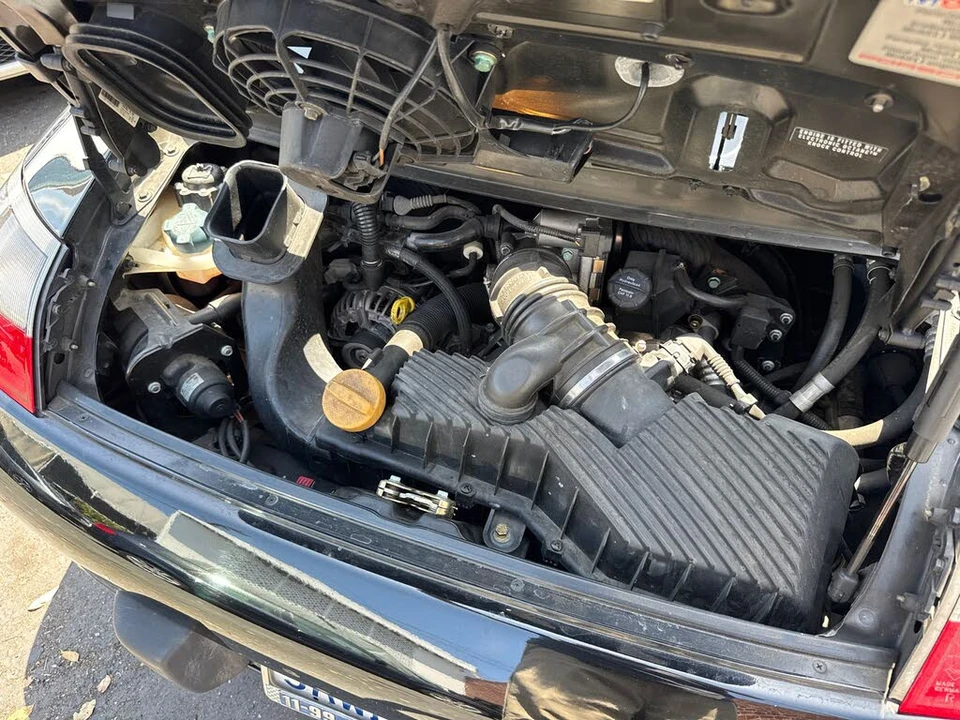 2000 Porsche 996 Carrera - Image 9 of 20