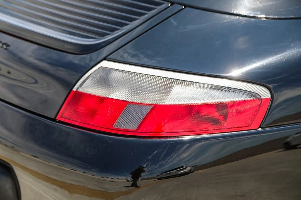 2000 Porsche 996 Carrera - Image 9 of 27