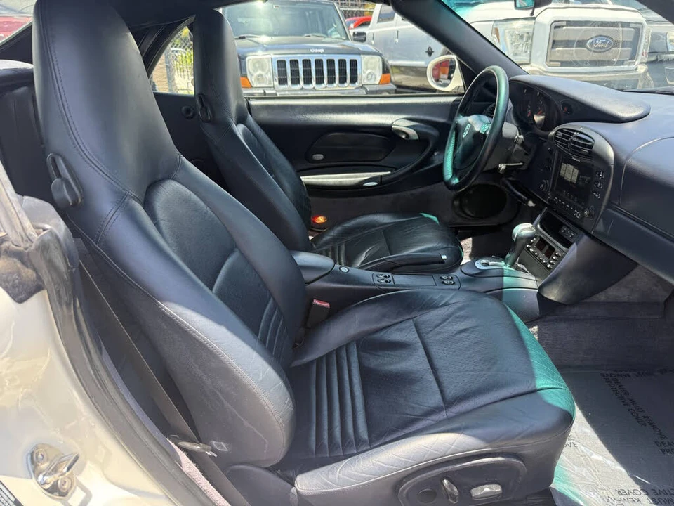 2000 Porsche 996 Carrera - Image 20 of 25