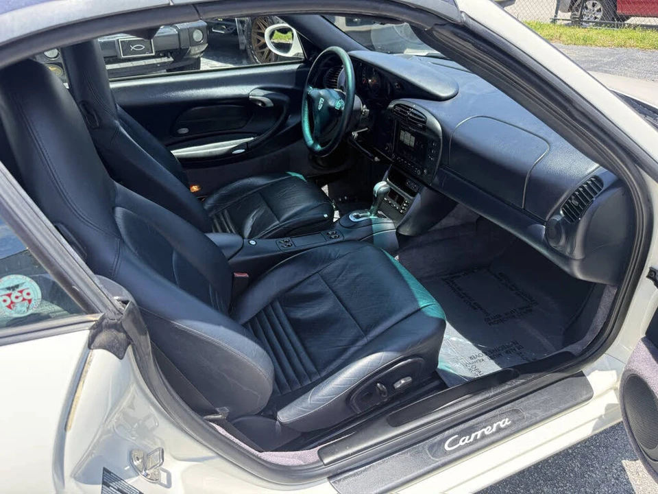 2000 Porsche 996 Carrera - Image 21 of 25