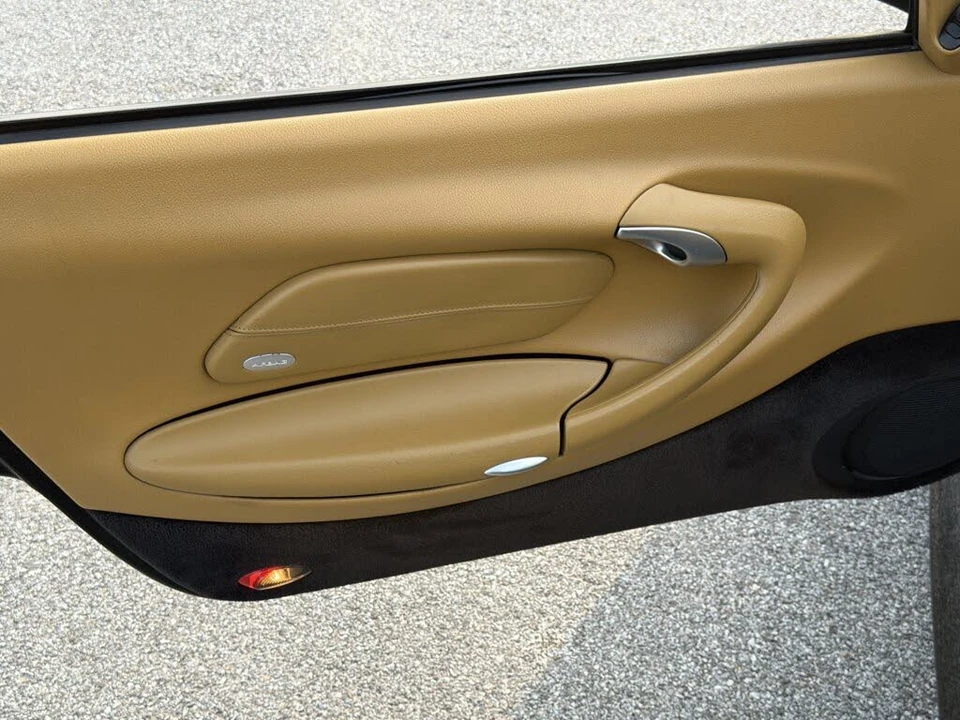 2000 Porsche 996 Carrera - Image 26 of 31