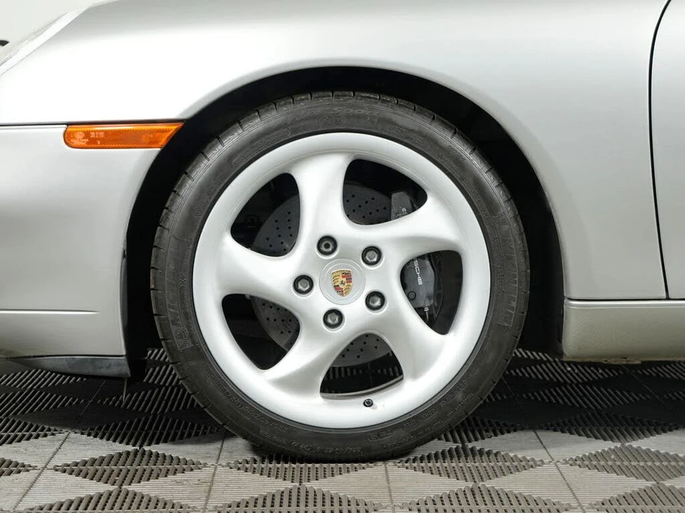 2000 Porsche 996 Carrera - Image 17 of 31