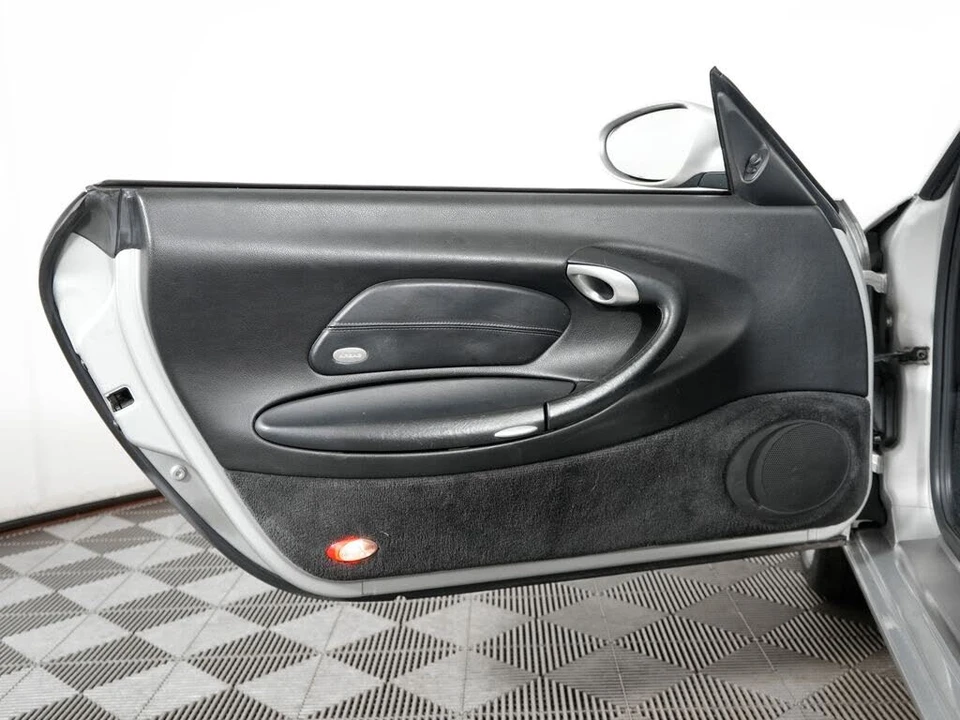 2000 Porsche 996 Carrera - Image 22 of 31