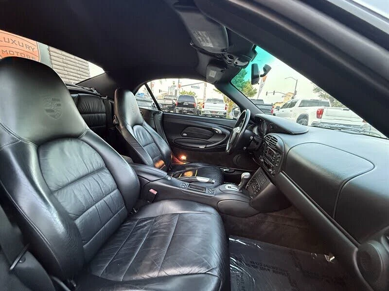 2000 Porsche 996 Carrera - Image 27 of 31