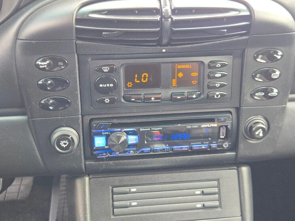 2000 Porsche 996 Carrera - Image 28 of 31