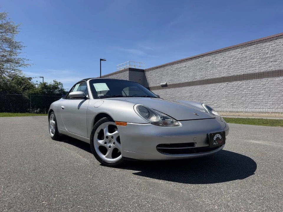 2000 Porsche 996 Carrera - Image 2 of 18